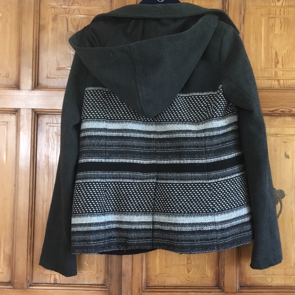 Anthropologists Jack coat - Picture 2 of 3